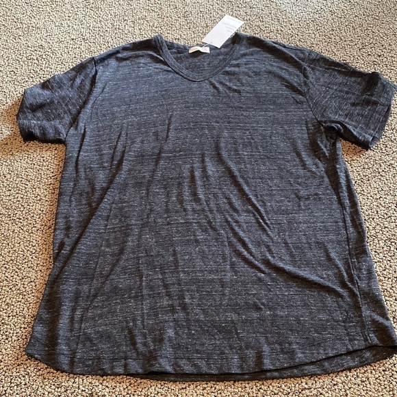 NWT Alternative V-Neck Short Sleeved Shirt Dark Gray Size XL - Picture 1 of 8